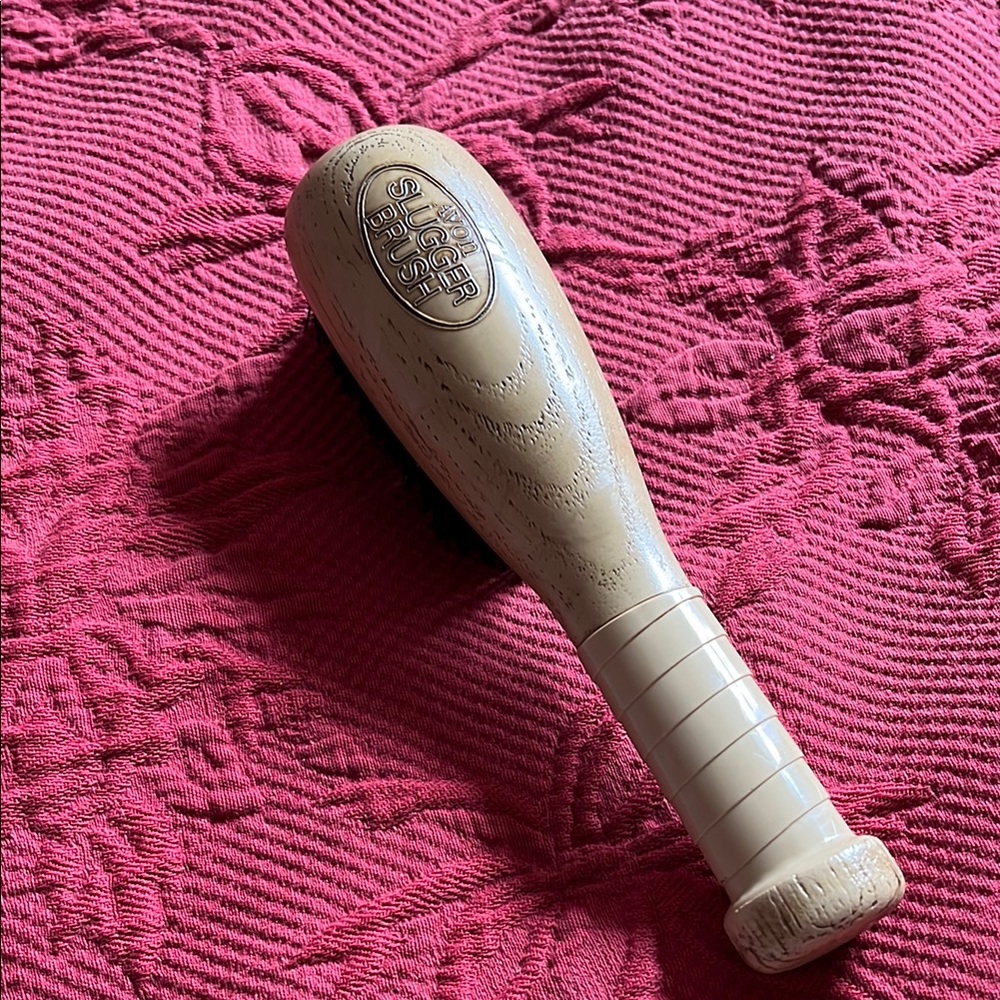 Vintage collectible Avon Bat Brush 80s